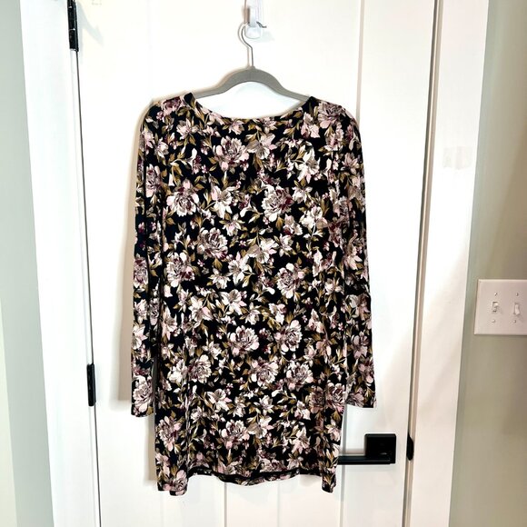 J. Jill Black Floral Supima Split Sleeve Tunic Long-Lined Modal Blend Size MT - Picture 5 of 5